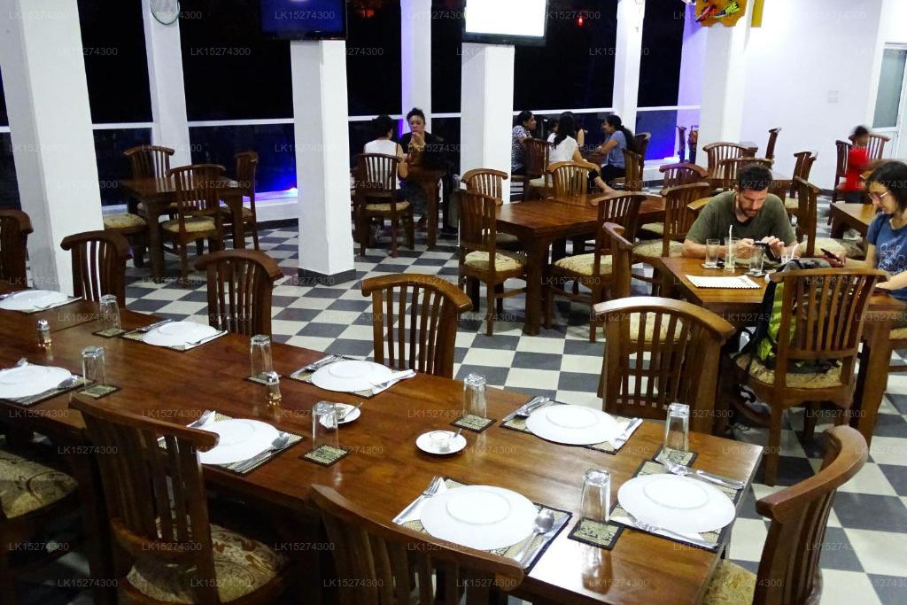 Kandy Supreme Hotel bevindt zich in Kandy.