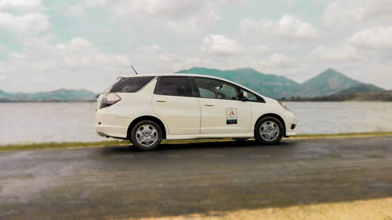 Transfer between Colombo Airport (CMB) and Villa SriPali, Bentota