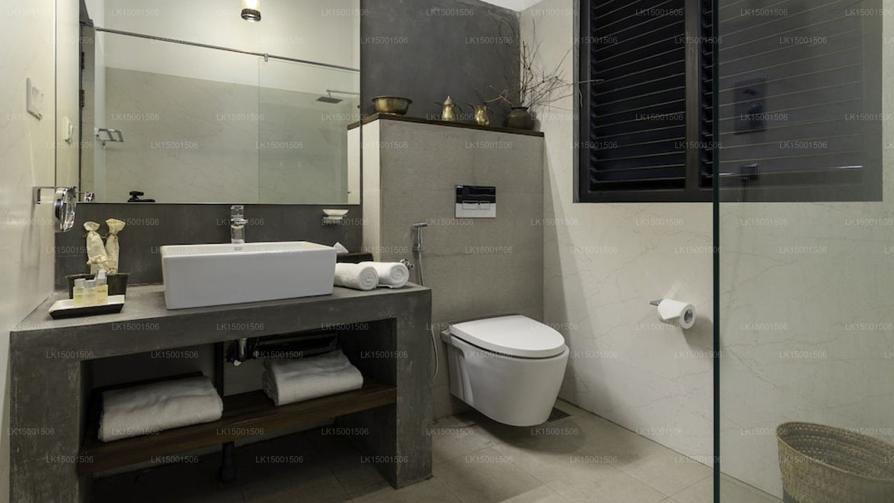 Jetwing Mahesa Bhawan, Japan