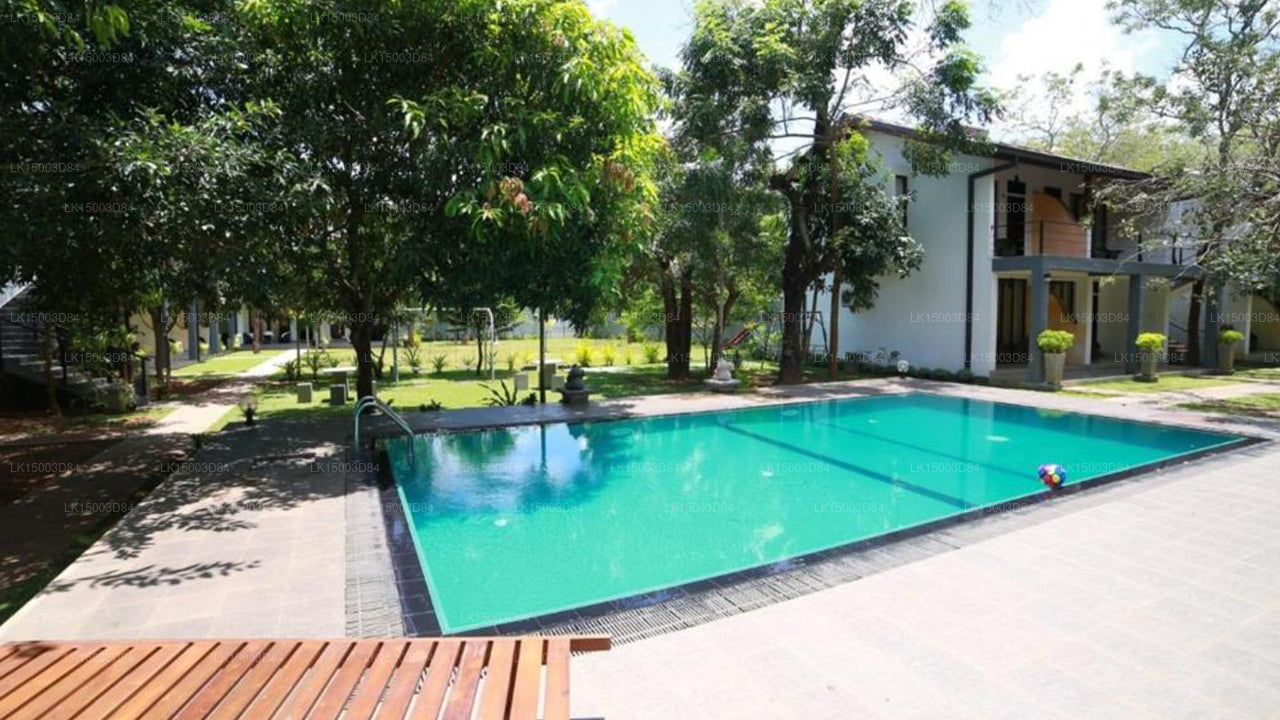 Hotel Alakamanda, Anuradhapura