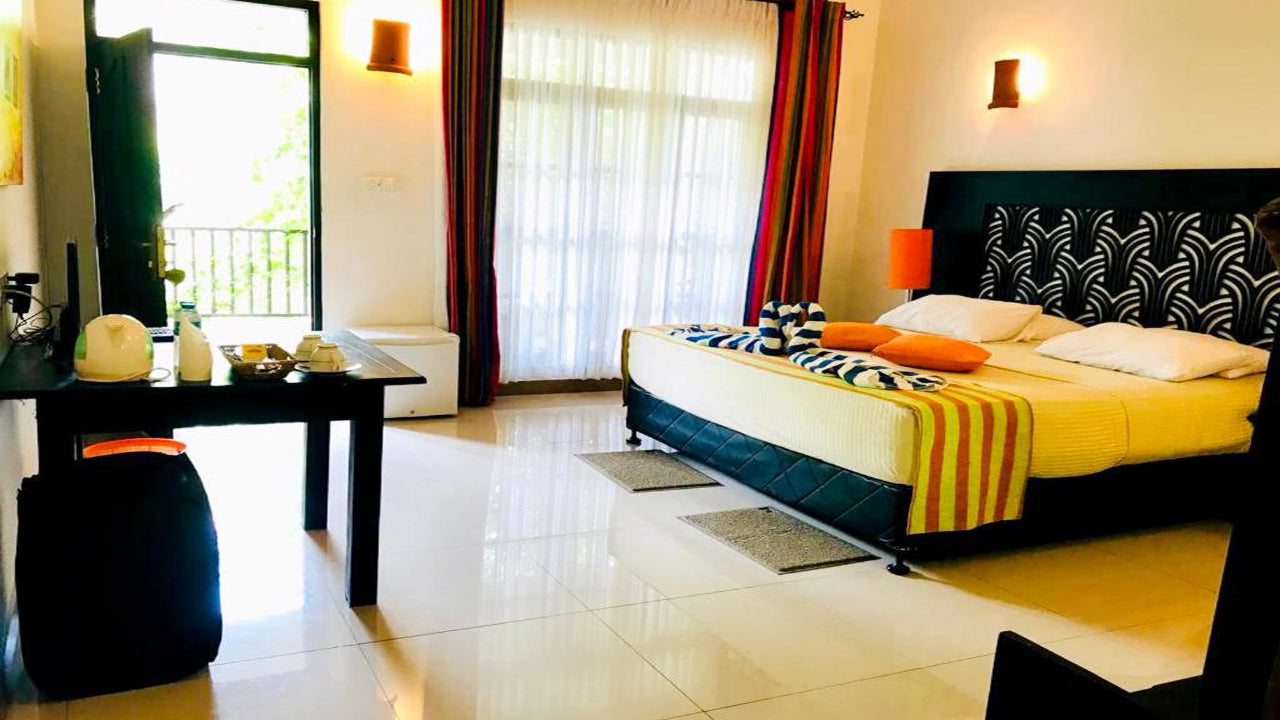 Eco-dorp met bloementuin, Sigiriya