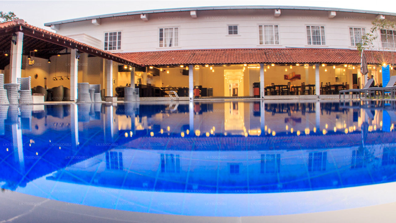 The Covanro, Veyangoda