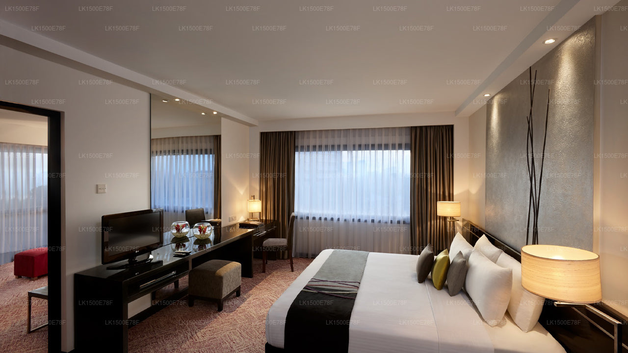 Cinnamon Lakeside, Colombo