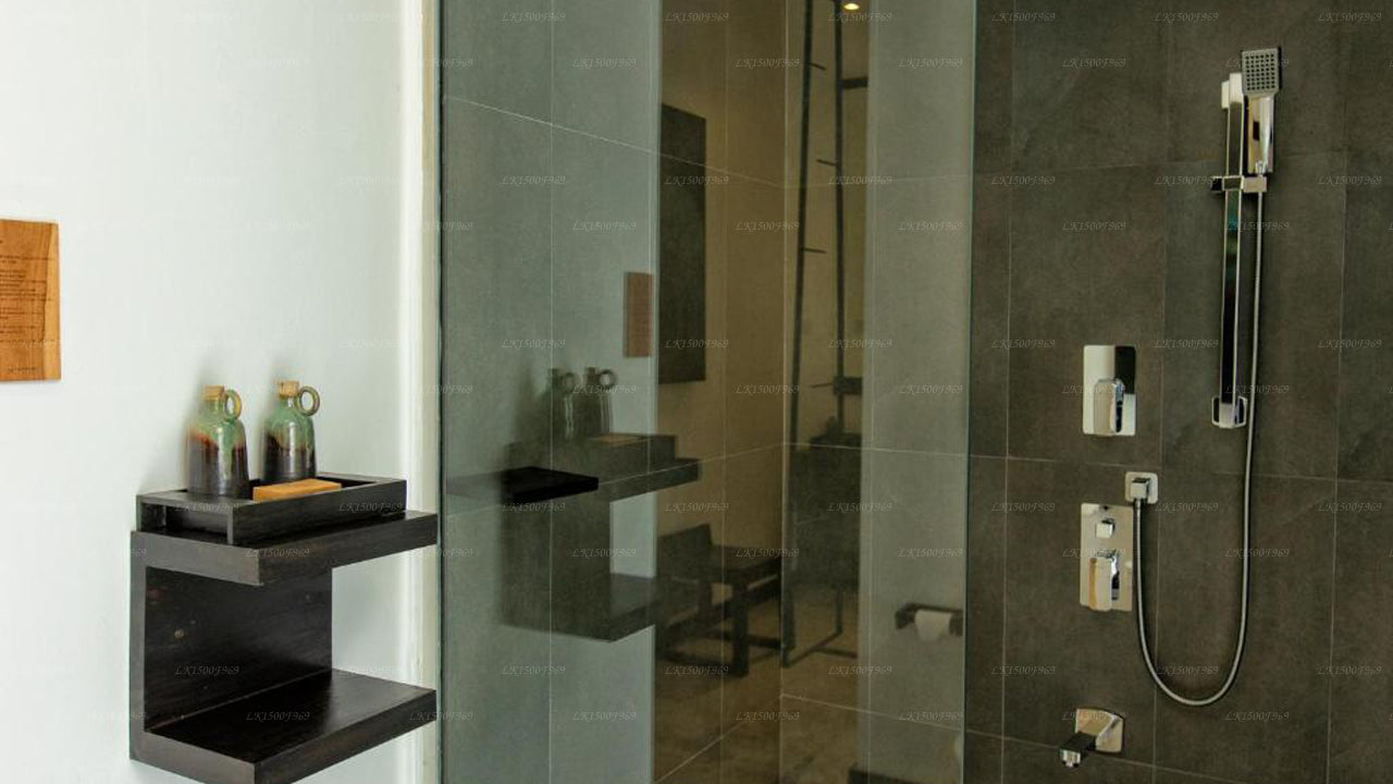 Madhu Ganga Paradise, Balapitiya