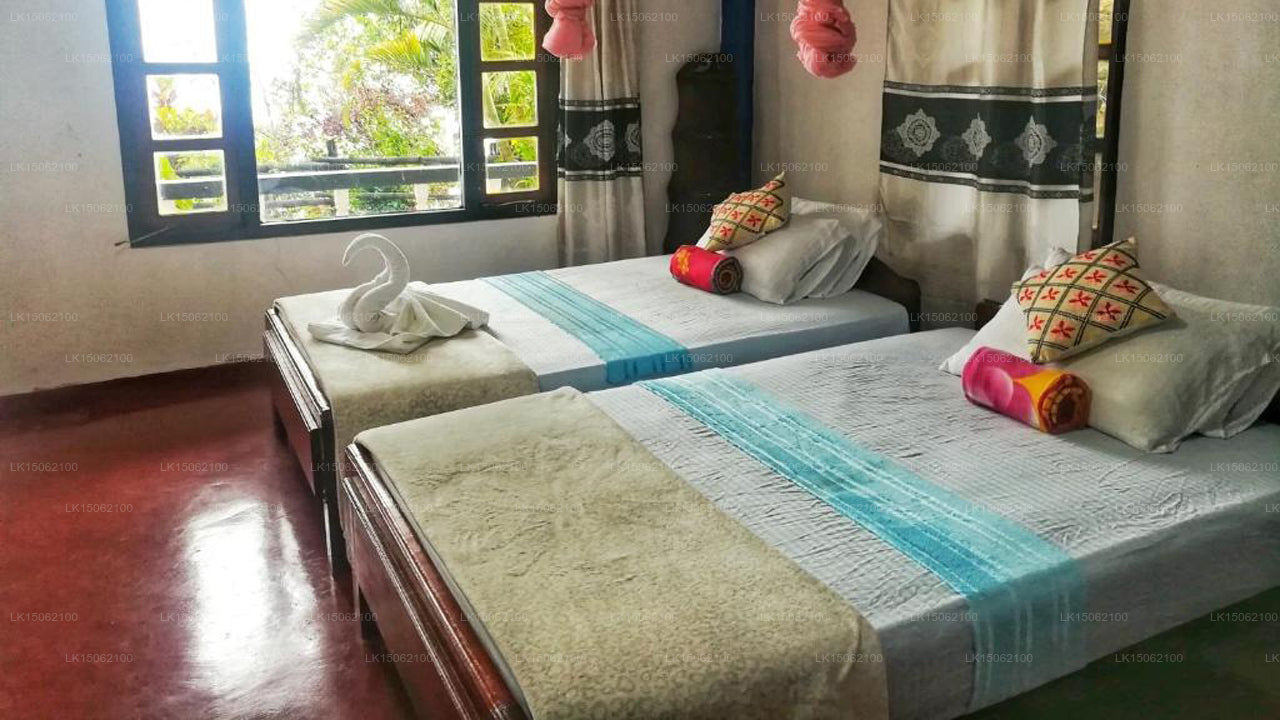 White Monkey - Dias Rest, Haputale