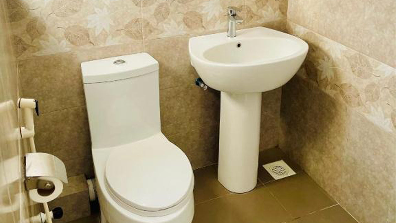 Sand & Surf Guest House, Negombo