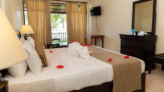 Paradise Beach Club Hotel, Mirissa