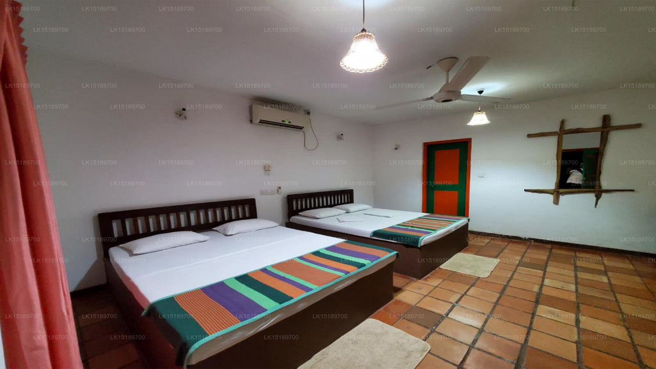 Clay Hut Village, Polonnaruwa