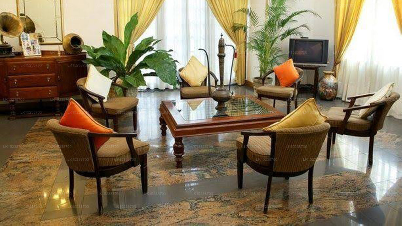 The Sovereign Kandy, Kandy