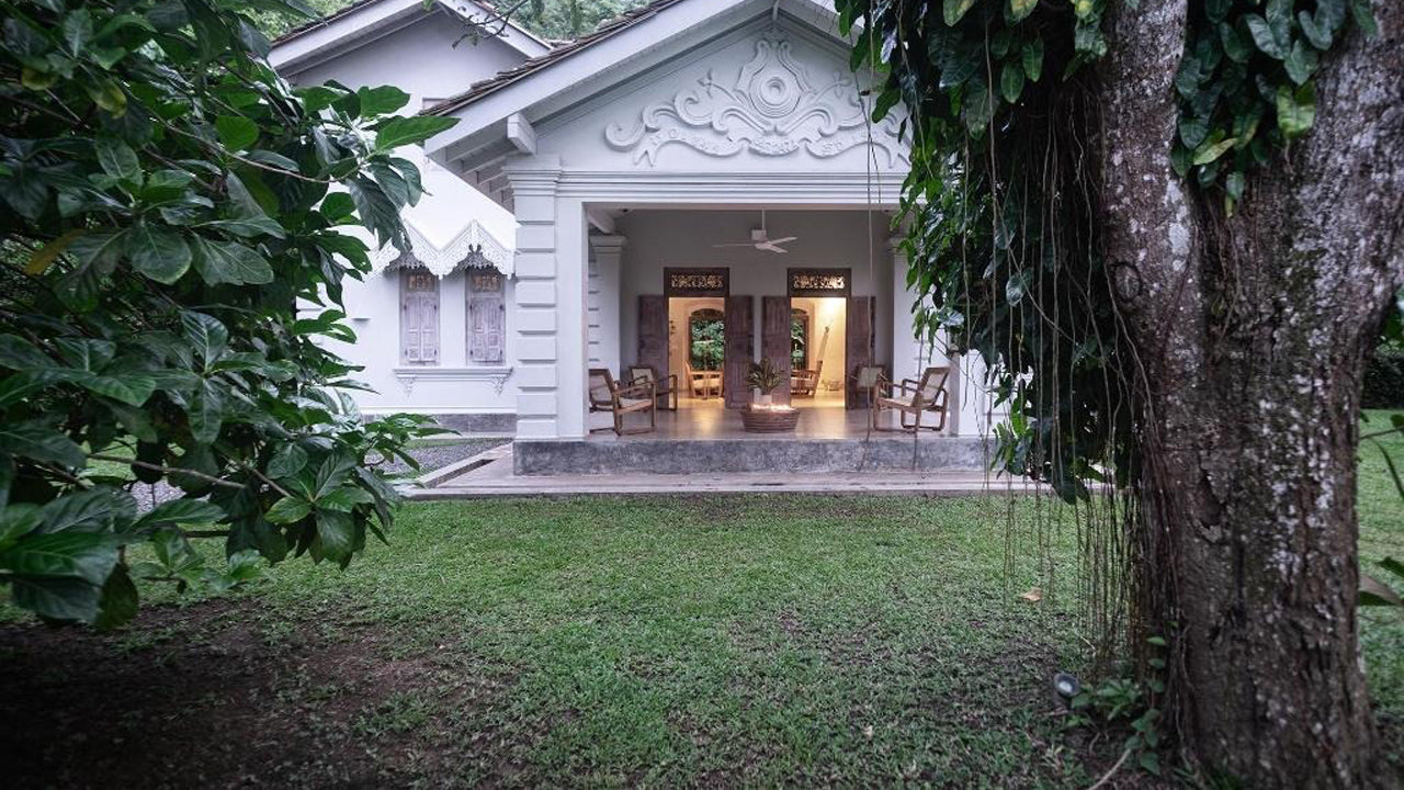 Siri Wedamadura by Colonial Villas in Sri Lanka, Mirissa