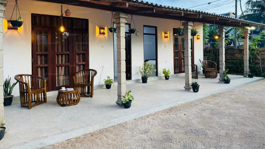 Mihi Place, Ahangama