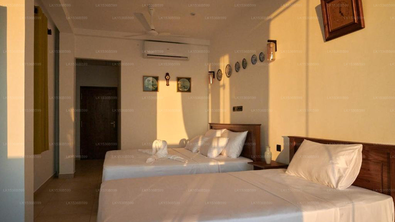 Kings Bay Beach Resort Galle