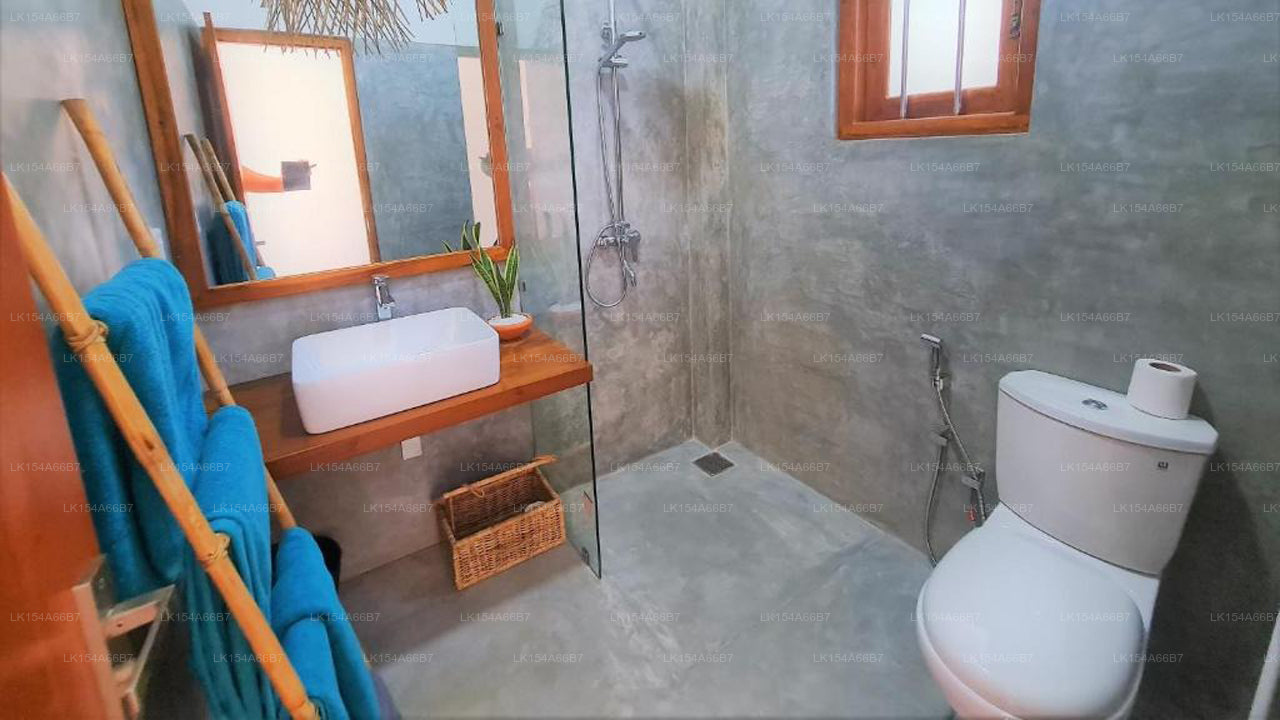 Ohana Surf Guest House & Surf School, Ahangama