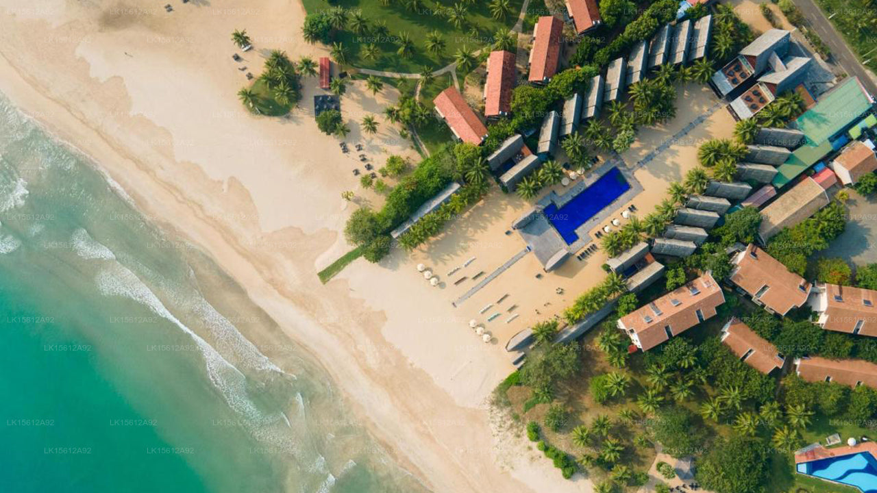 Maalu Maalu Resort & Spa, Pasikuda