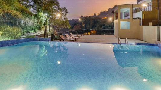 Hotel Travellers Nest, Kandy