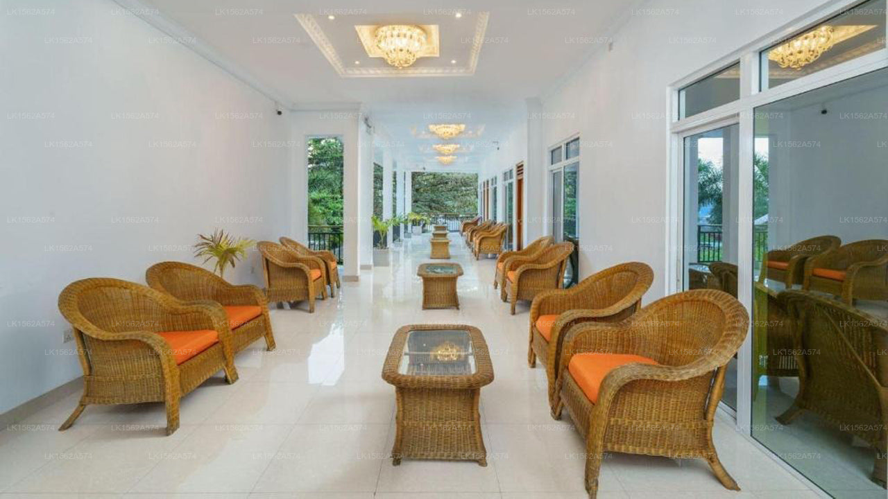 Hotel Travellers Nest, Kandy
