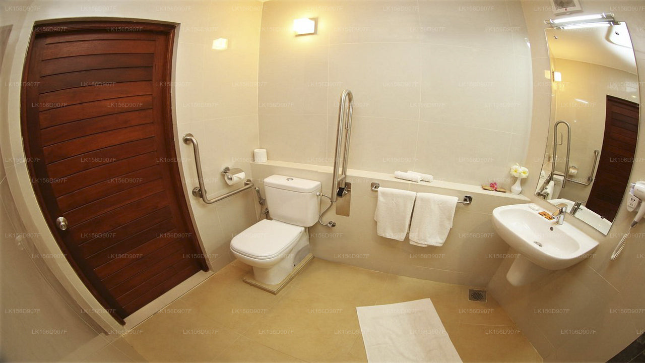 Fishermans Bay, Weligama