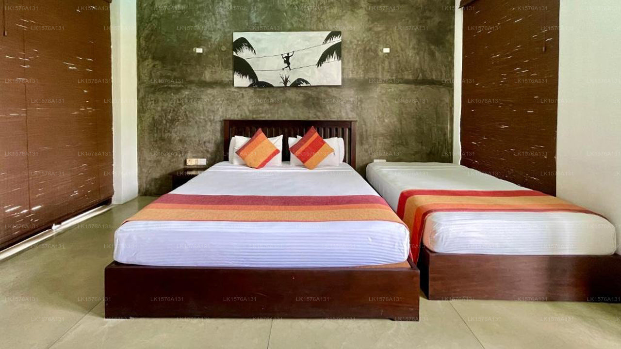 Olanro Negombo Hotel, Negambo