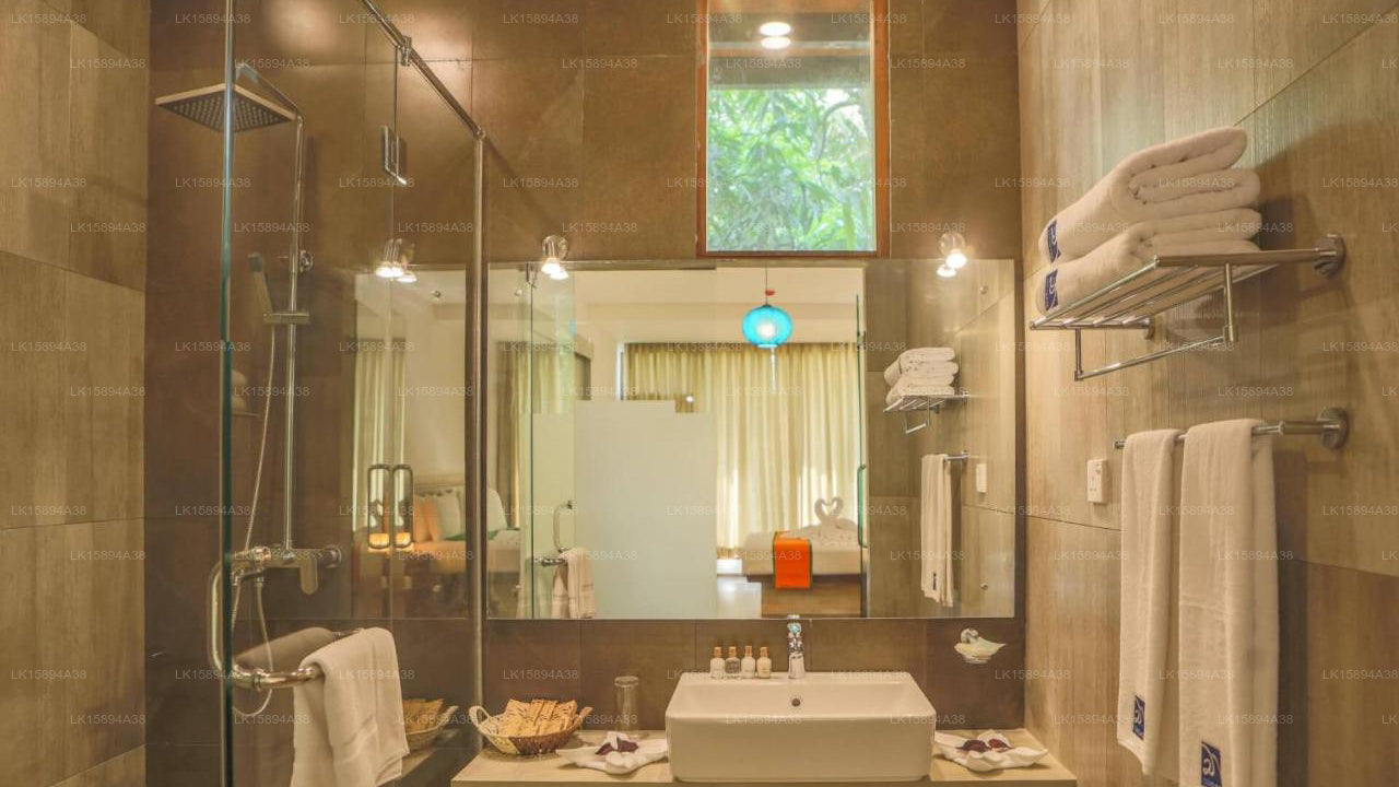 Moi Koggala by DBI, Koggala