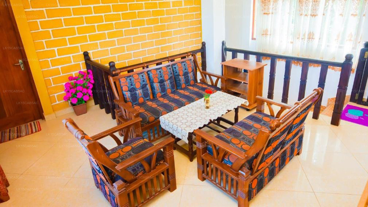 Shyni Tourist Guesthouse, Hikkaduwa