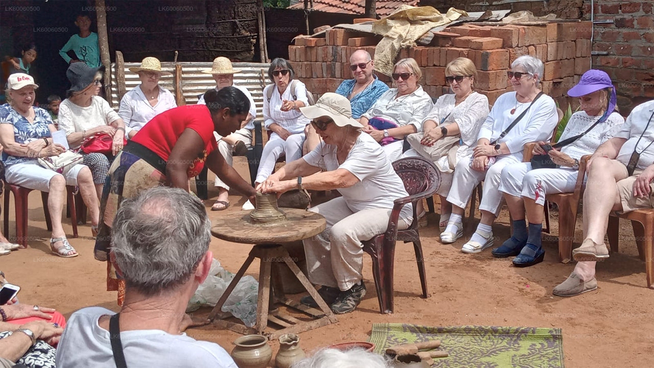 Hiriwadunna-dorpstour vanuit Habarana