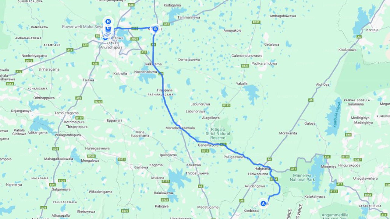 Heilige stad Anuradhapura vanuit Sigiriya