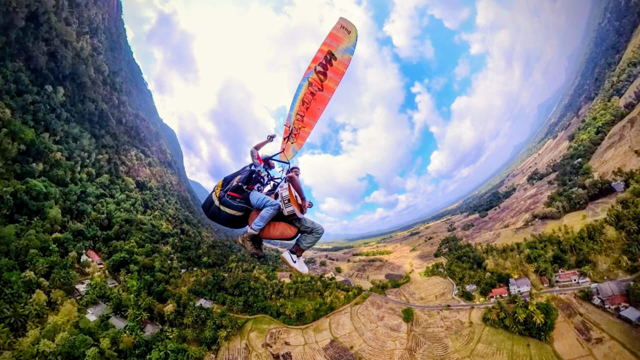 Paragliden vanuit Kurunegala