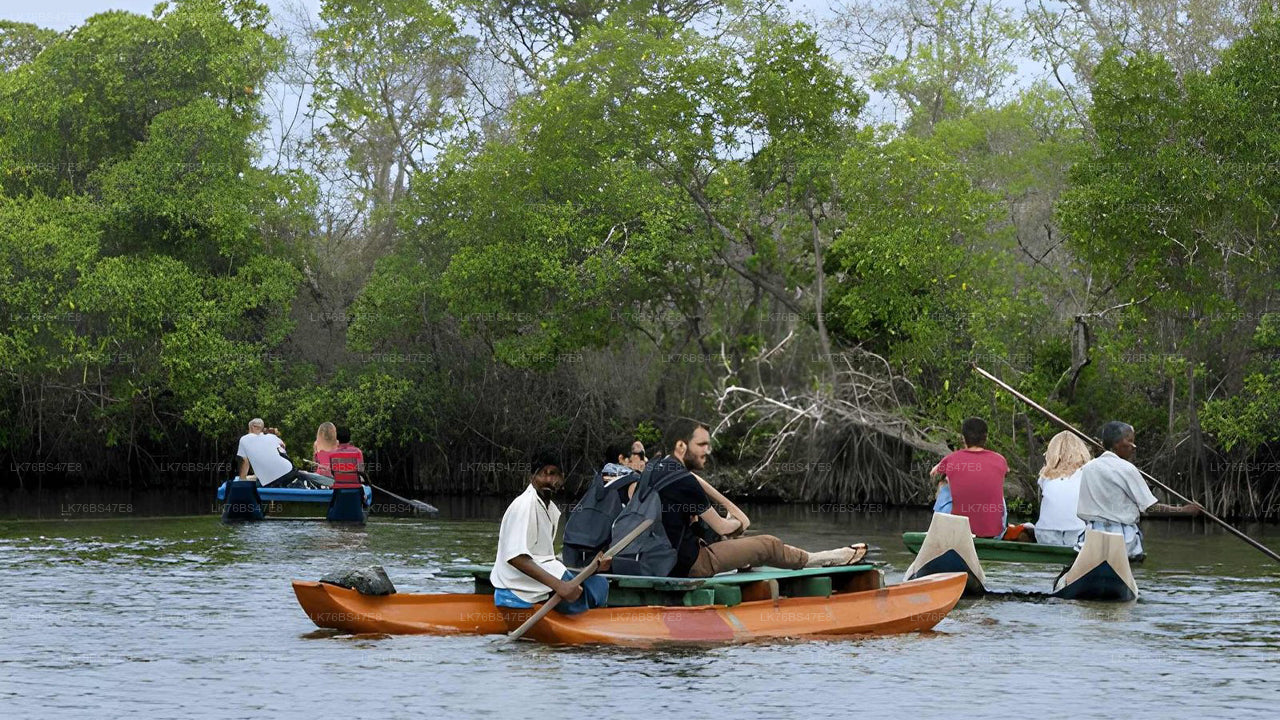 Begeleide traditionele Thoni-rit in de Pasikudah-lagune