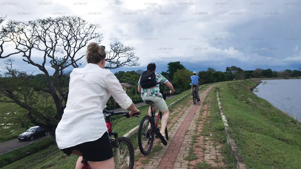 Fietsen vanuit Anuradhapura