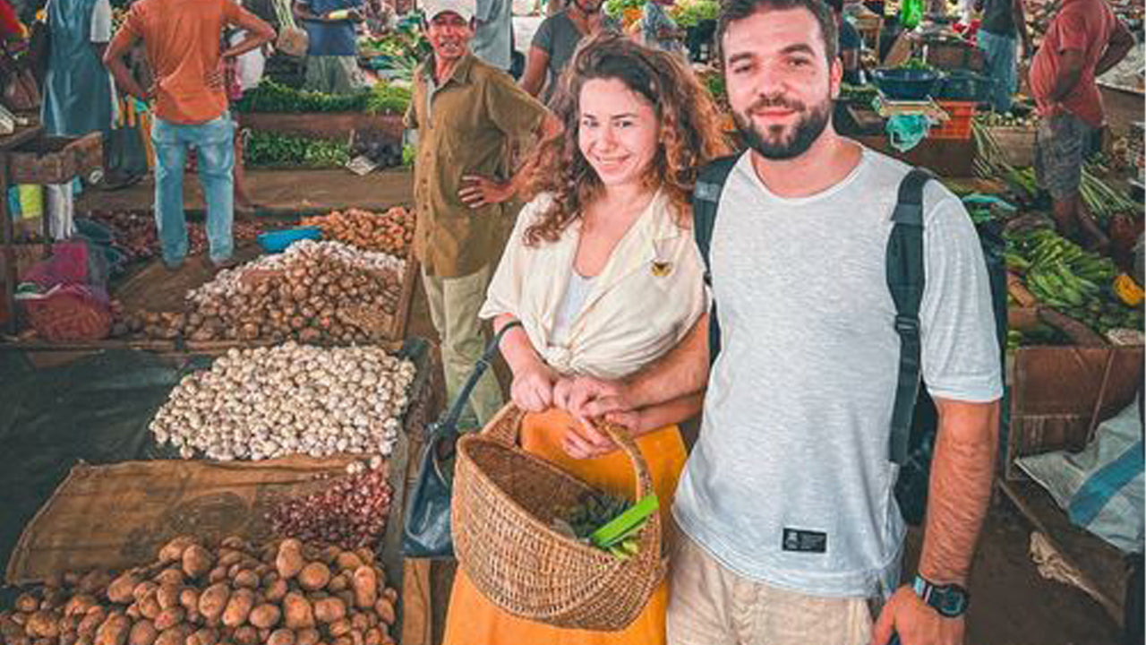 Marktbezoek en kookworkshop vanuit Colombo