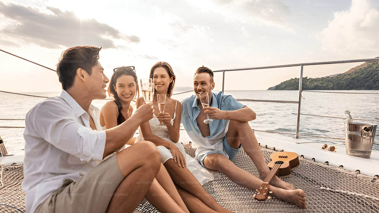 3 uur durende zonsondergangcruise vanuit Mirissa