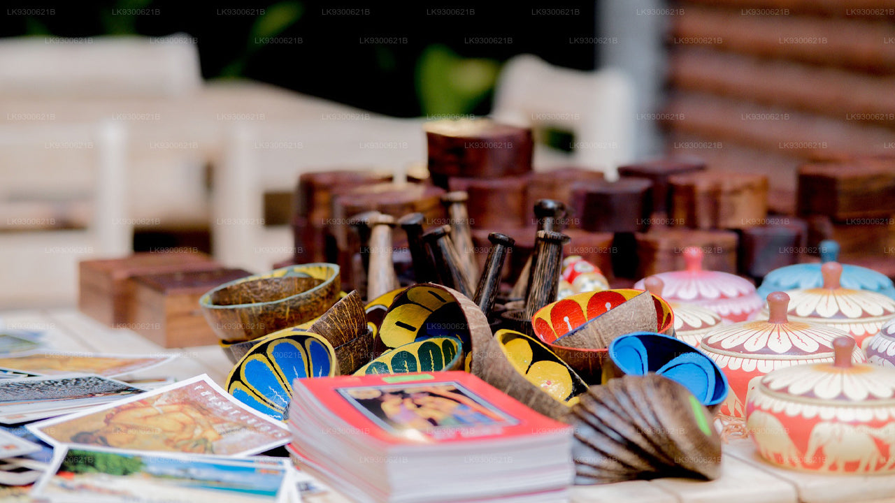 Praktische workshops kokosnootschalen en bamboe maken in Sigiriya