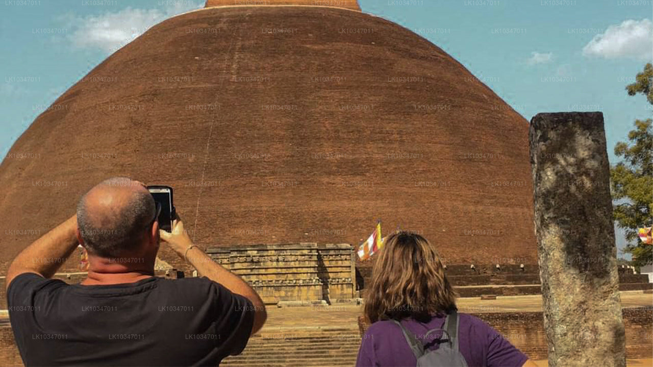Heilige stad Anuradhapura vanuit Colombo (3 dagen)