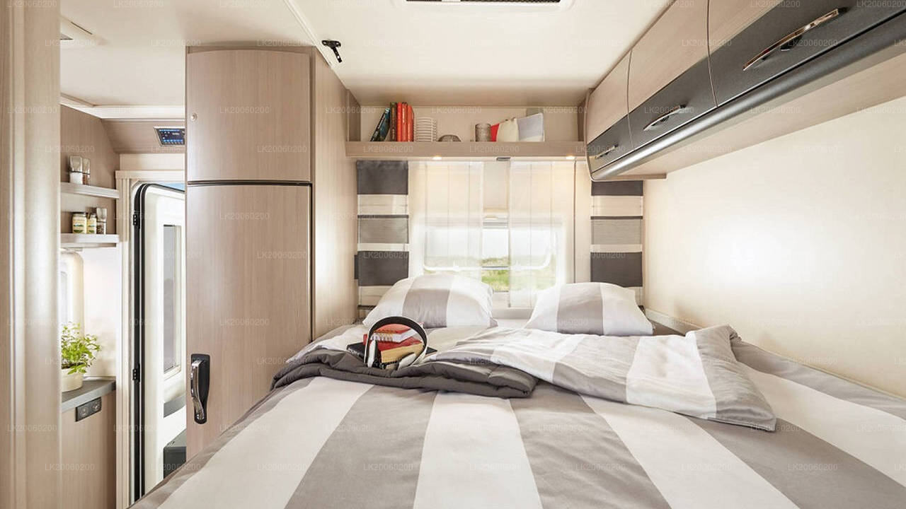 Verhuur van campers met chauffeur (Hobby Siesta A70 GM)