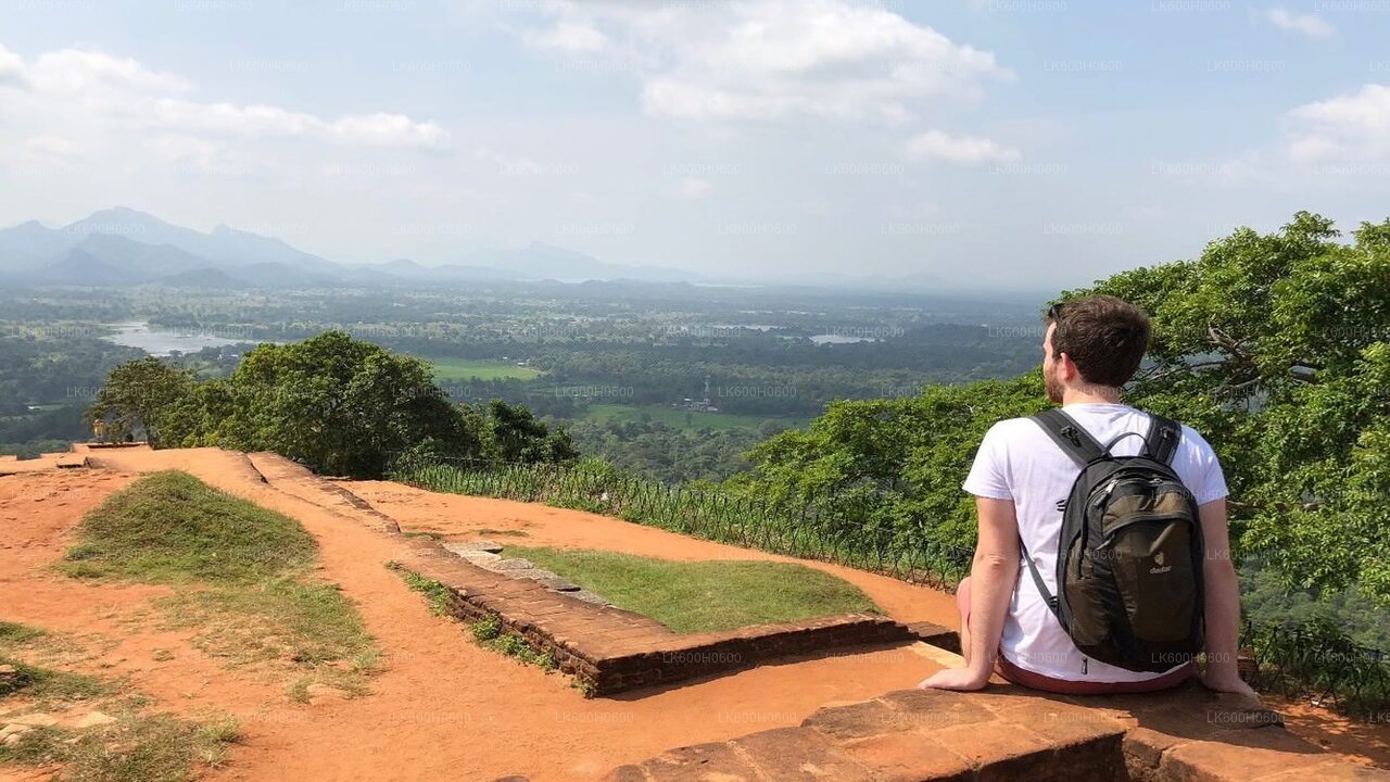 Sigiriya en Dambulla uit Colombo