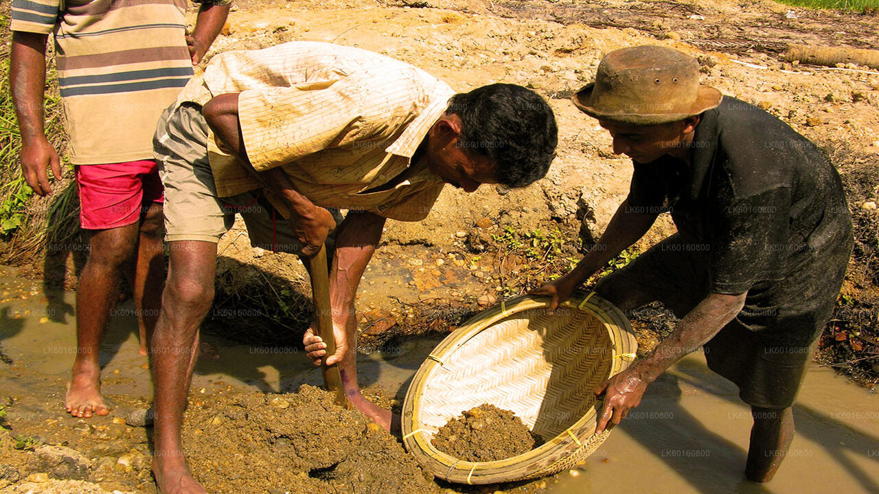 Verken de edelstenenmijnen in Rathnapura vanuit Kalutara