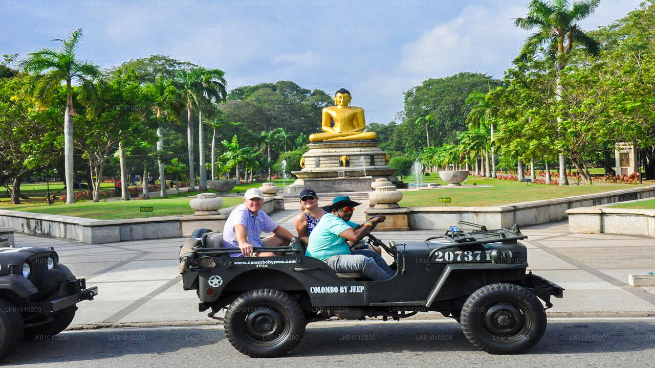 Stadstour door Colombo per oorlogsjeep