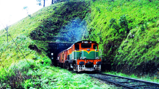 Treinrit van Badulla naar Colombo (Trein № 1016 "Udarata Menike")