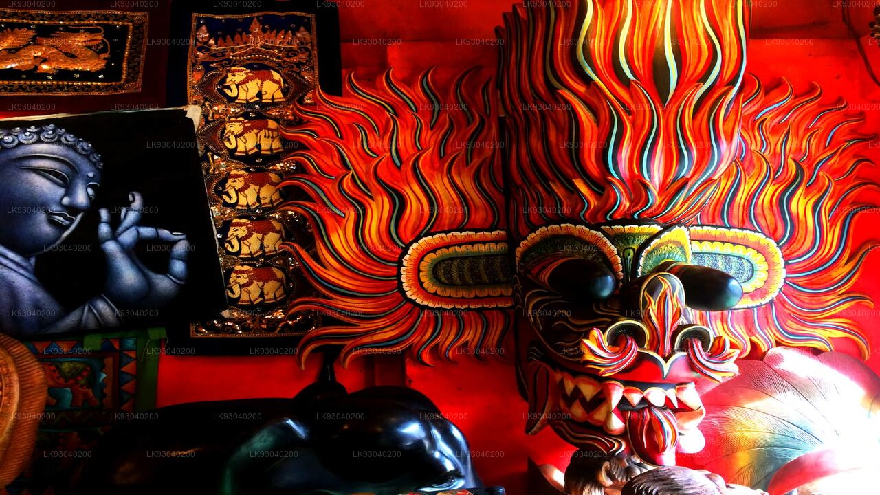 Workshop maskers maken vanuit Mirissa